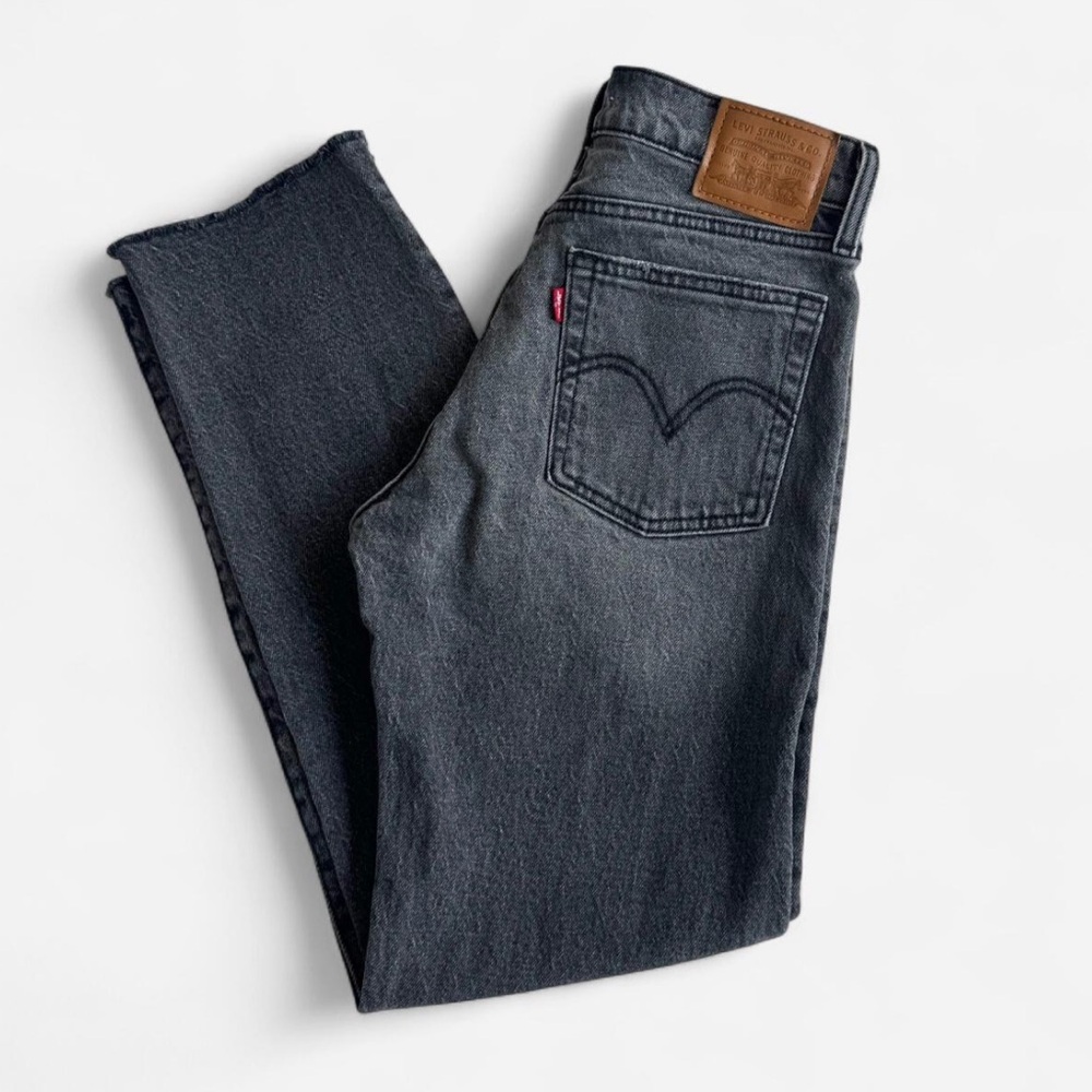 Levi's Wedgie Straight Jean